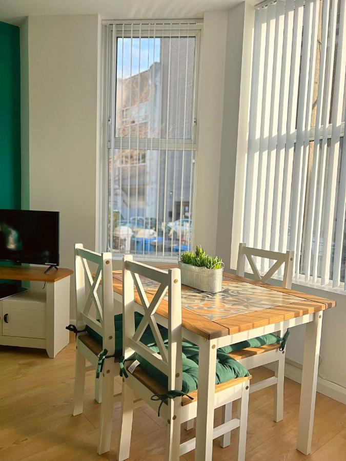 Bangor Central Apartments Экстерьер фото